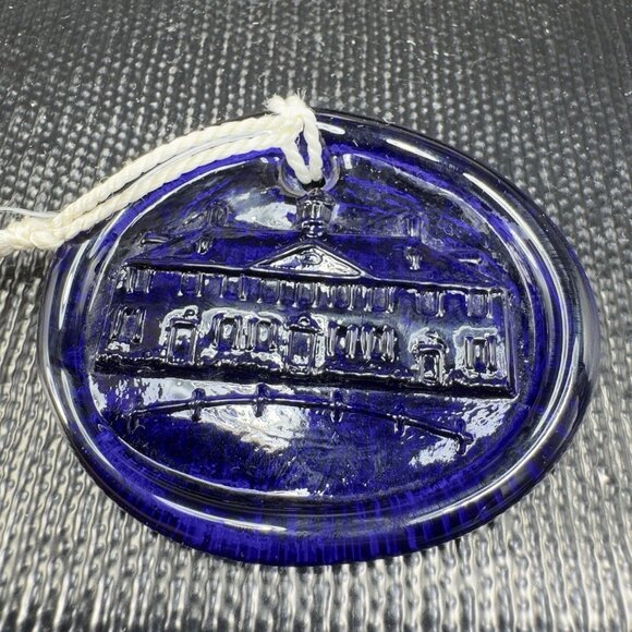 Blenko Mount Vernon Glass Suncatcher Ornament Dark Cobalt Blue Embossed VTG - Picture 9 of 10
